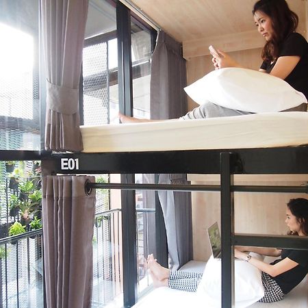 Lamurr Sukhumvit 41 Бангкок Экстерьер фото