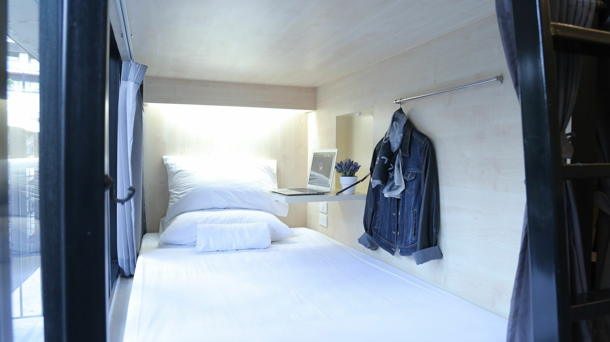 Lamurr Sukhumvit 41 Бангкок Экстерьер фото